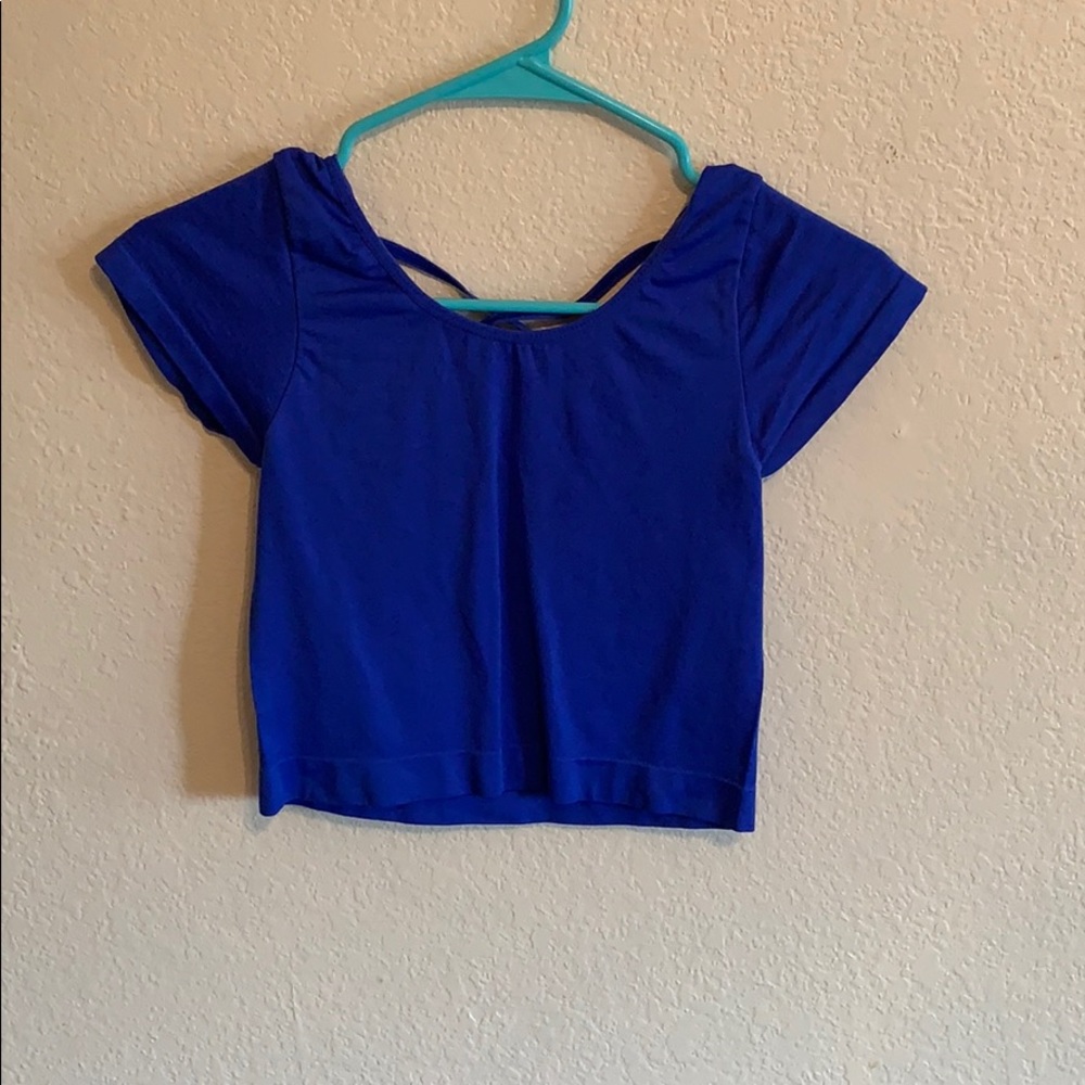 Crop top